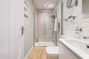 Photo 17- click for photo gallery